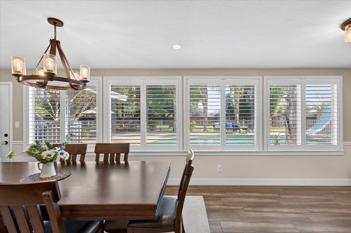 1544 N De Wolf Ave, Fresno, CA 93737