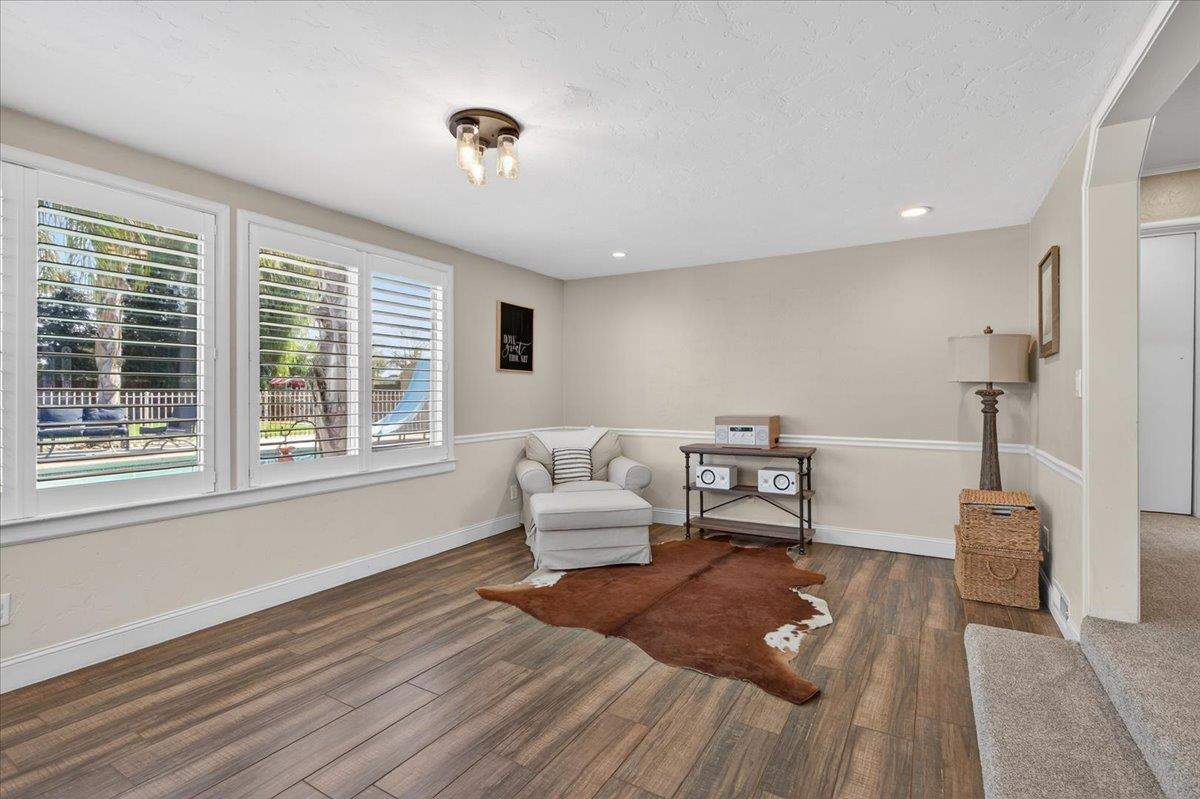 1544 N De Wolf Ave, Fresno, CA 93737