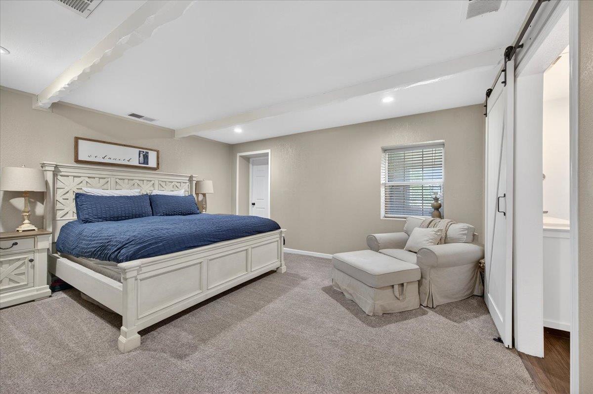 1544 N De Wolf Ave, Fresno, CA 93737