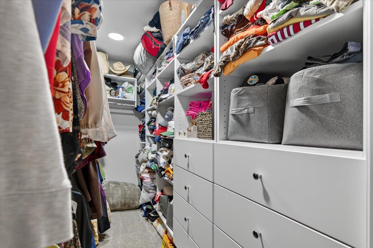 1544 N De Wolf Ave, Fresno, CA 93737