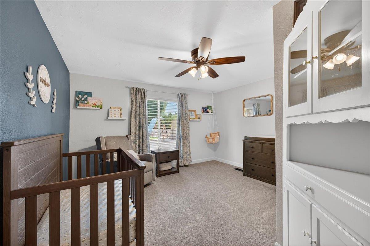 1544 N De Wolf Ave, Fresno, CA 93737