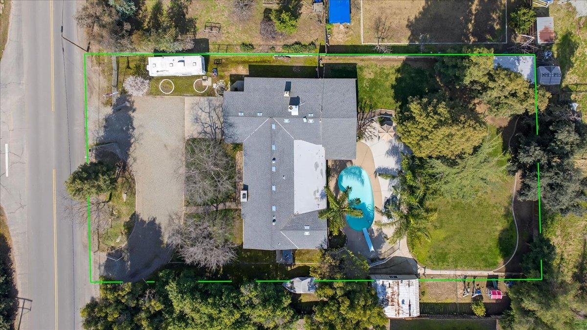 1544 N De Wolf Ave, Fresno, CA 93737