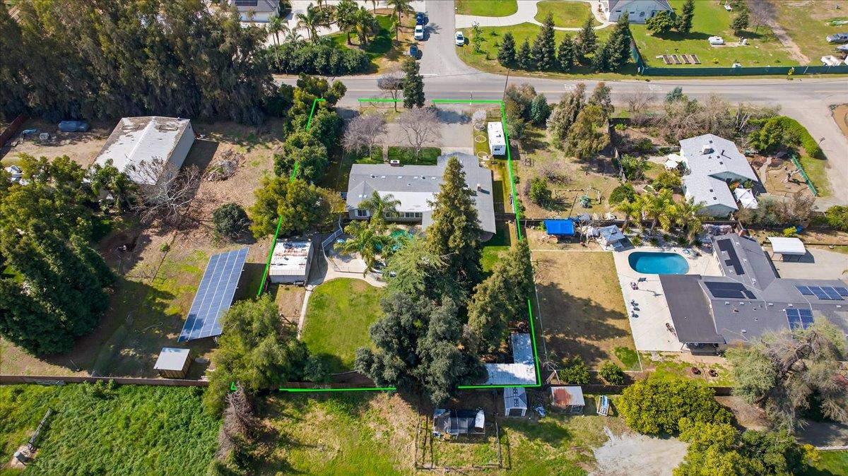 1544 N De Wolf Ave, Fresno, CA 93737