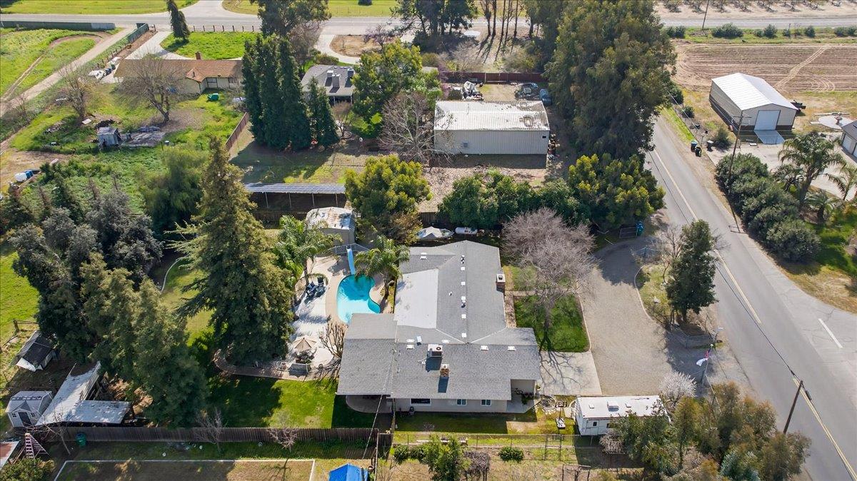 1544 N De Wolf Ave, Fresno, CA 93737