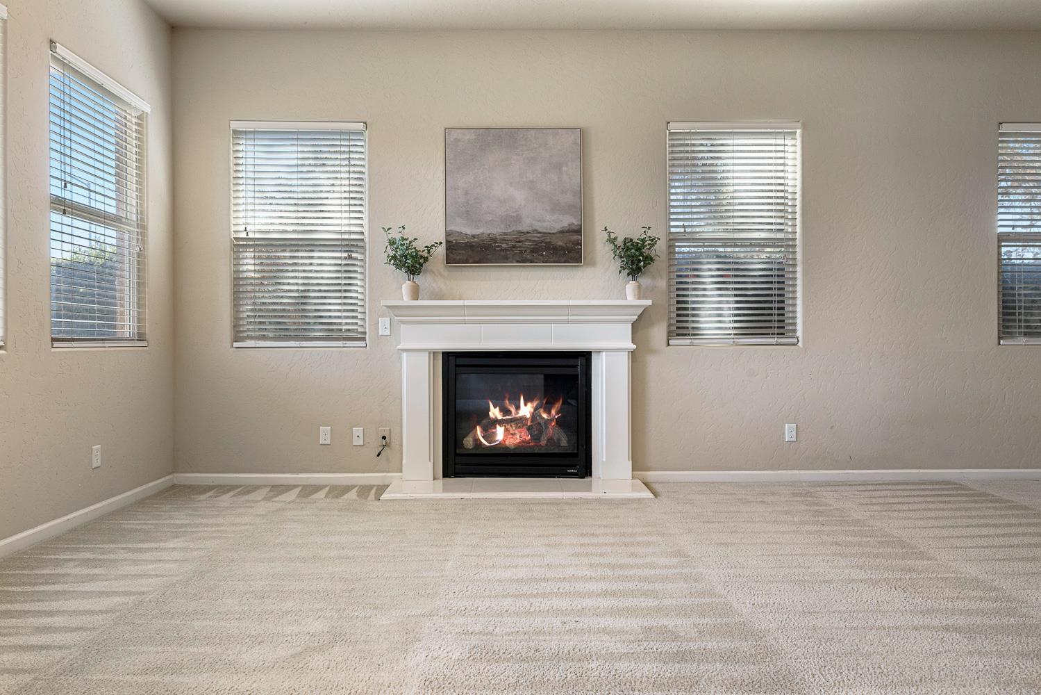 10612 N Dearing Ave, Fresno, CA 93730