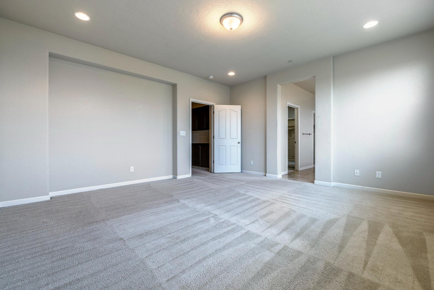 10612 N Dearing Ave, Fresno, CA 93730