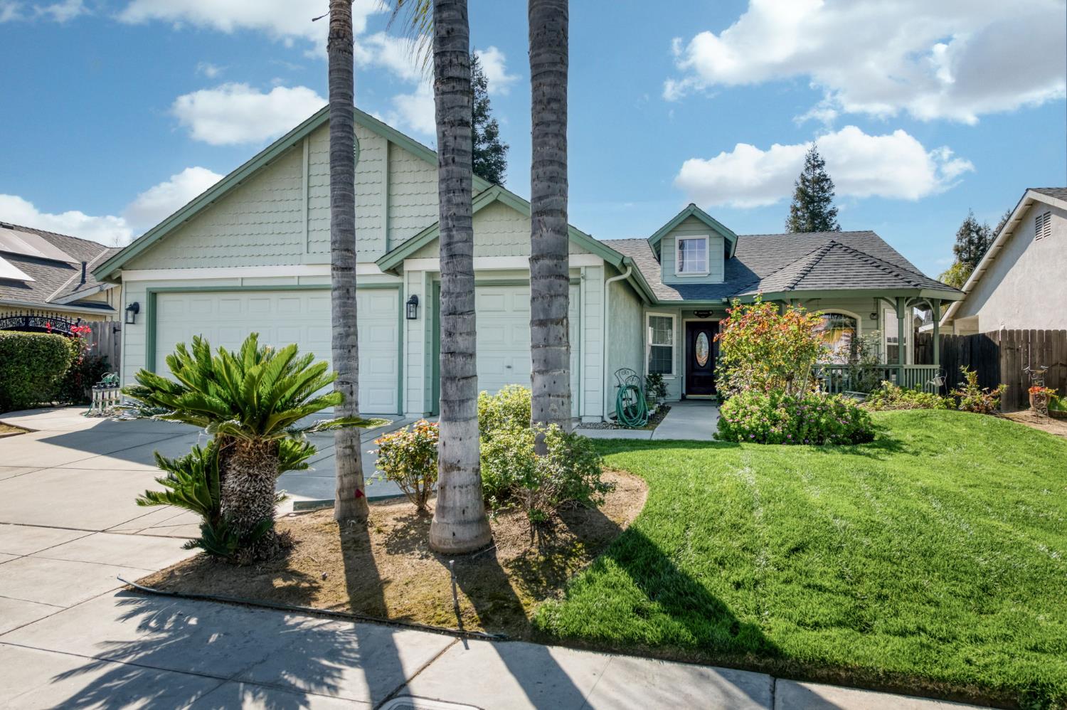 5817 W Corona Ave, Fresno, CA 93722