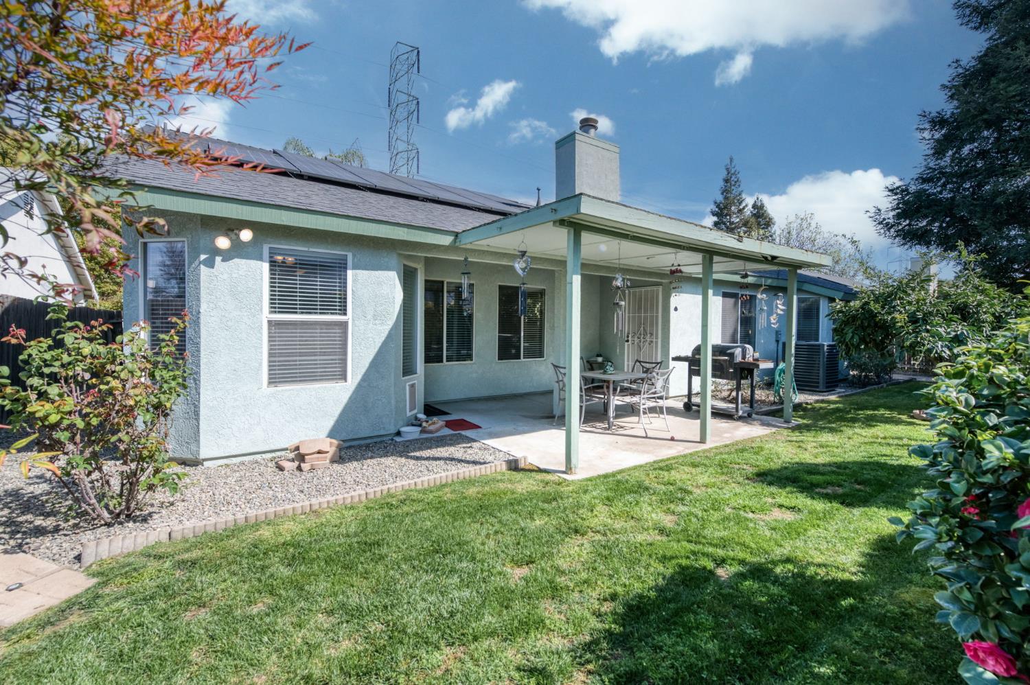 5817 W Corona Ave, Fresno, CA 93722