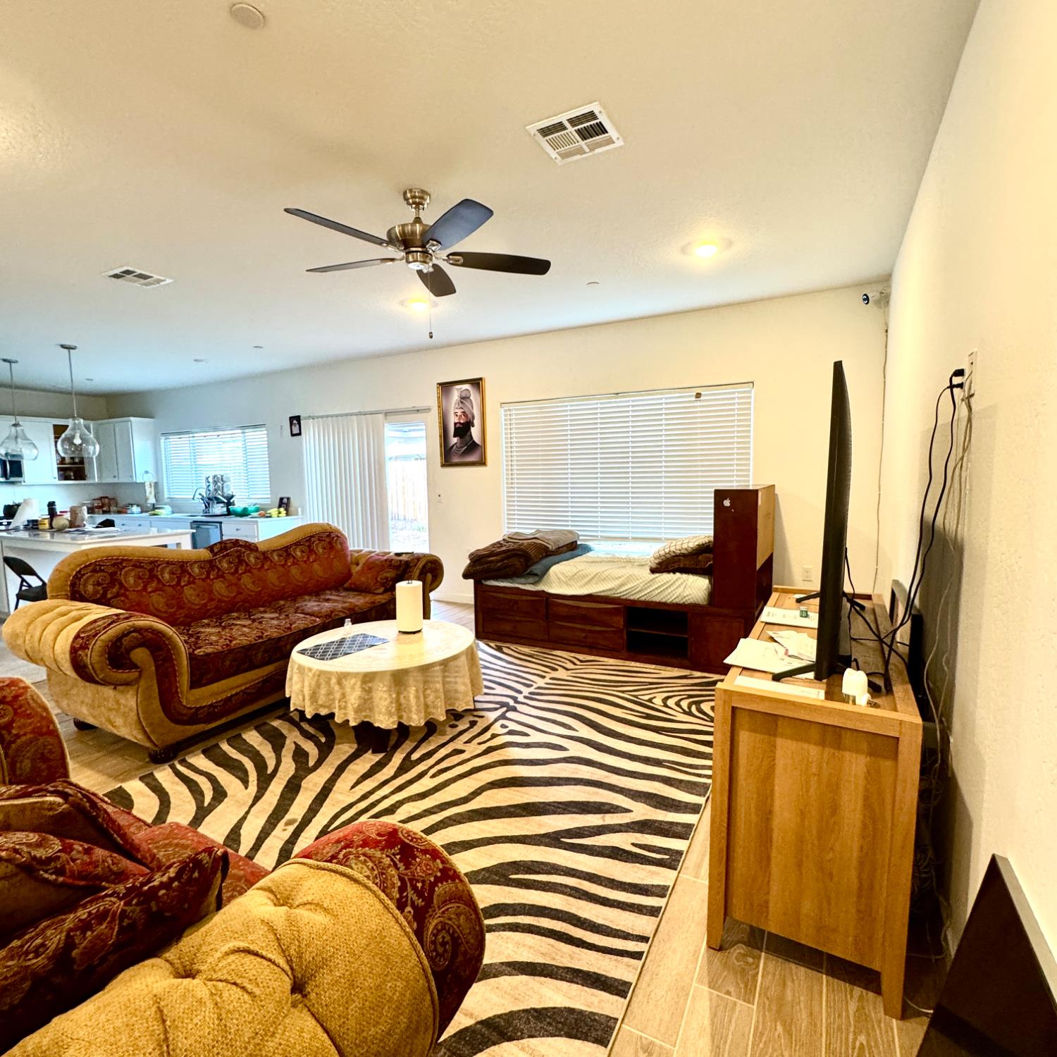 7012 W Donner Ave, Fresno, CA 93723