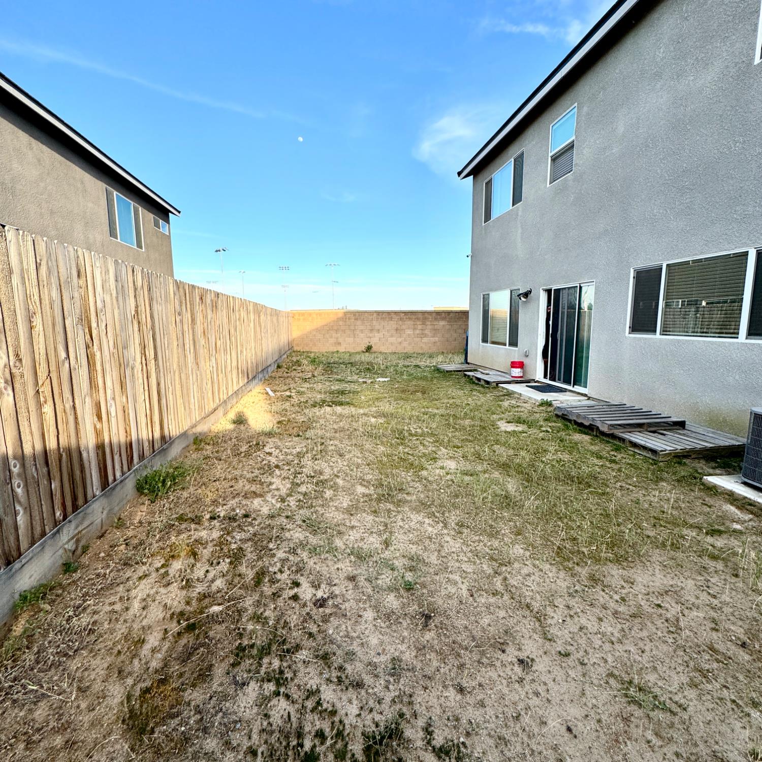 7012 W Donner Ave, Fresno, CA 93723