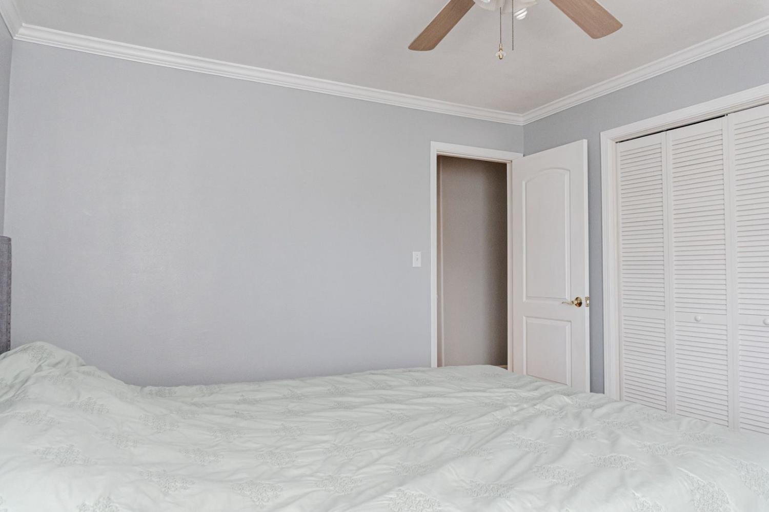 112 E Oleander, Fresno, CA 93706