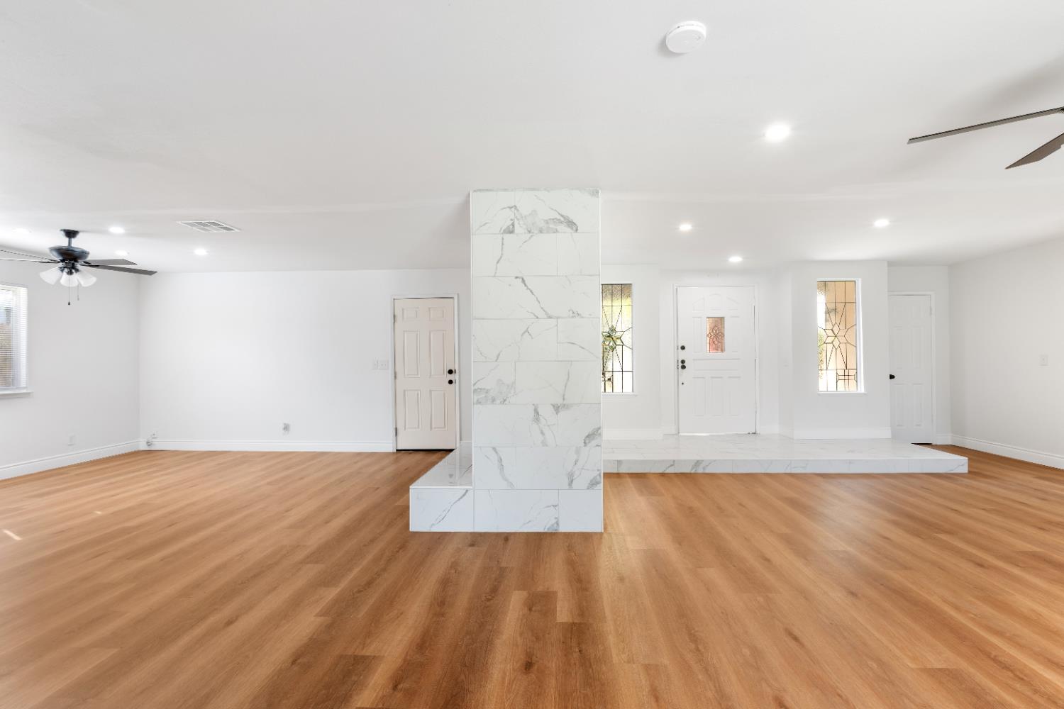 5167 E Dwight Way, Fresno, CA 93727