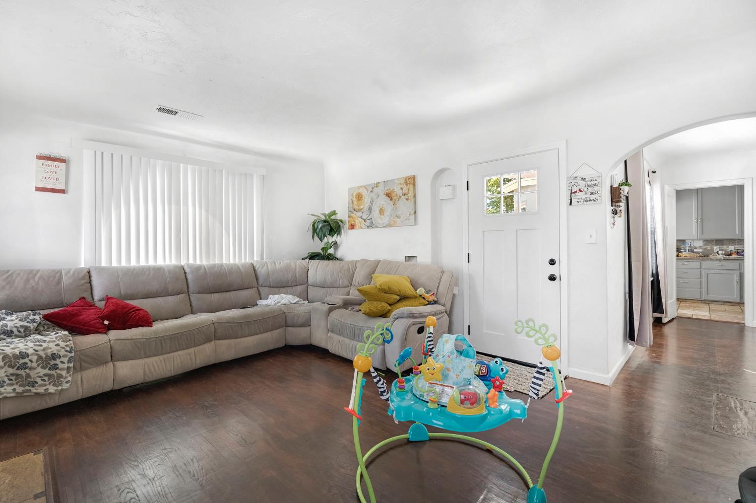 1631 N Harrison, Fresno, CA 93704