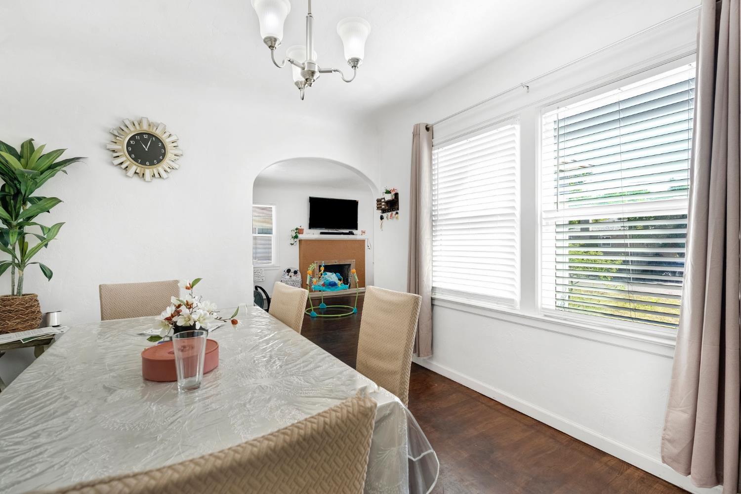 1631 N Harrison, Fresno, CA 93704