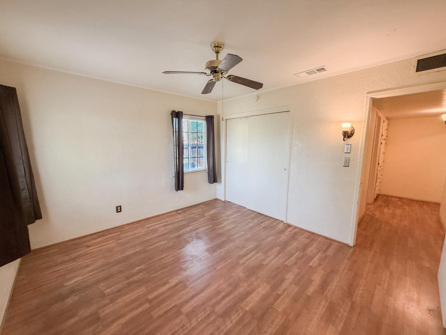 738 N Garden Ave, Fresno, CA 93727