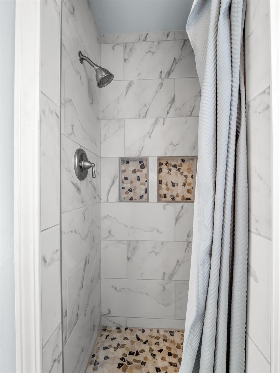 732 W Cortland Ave, Fresno, CA 93705