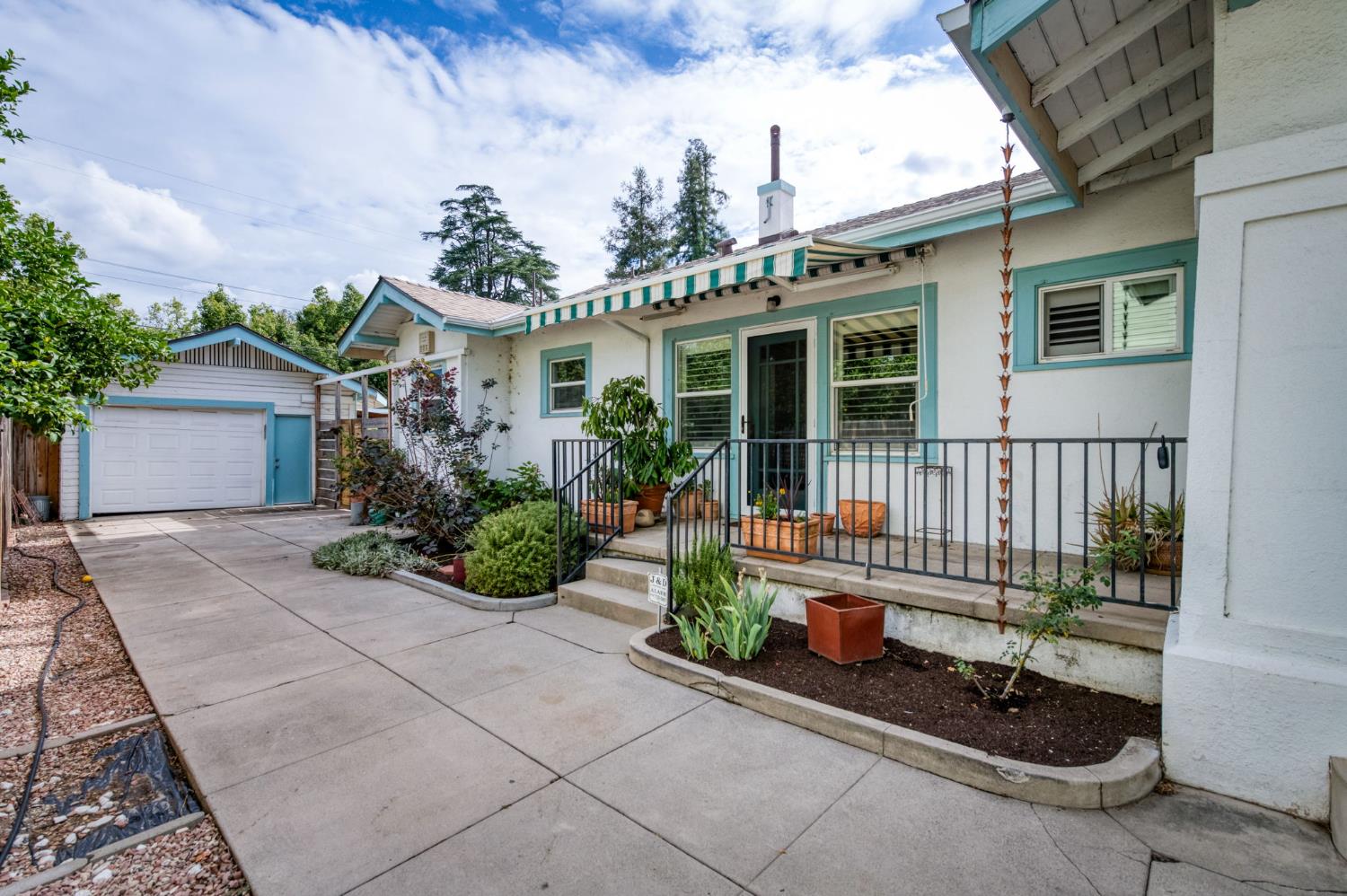 636 E Yale Ave, Fresno, CA 93704