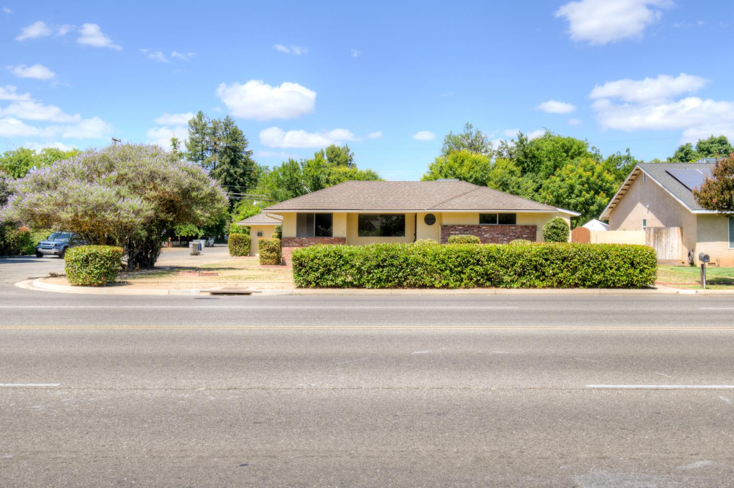 4709 N Palm Ave, Fresno, CA 93704