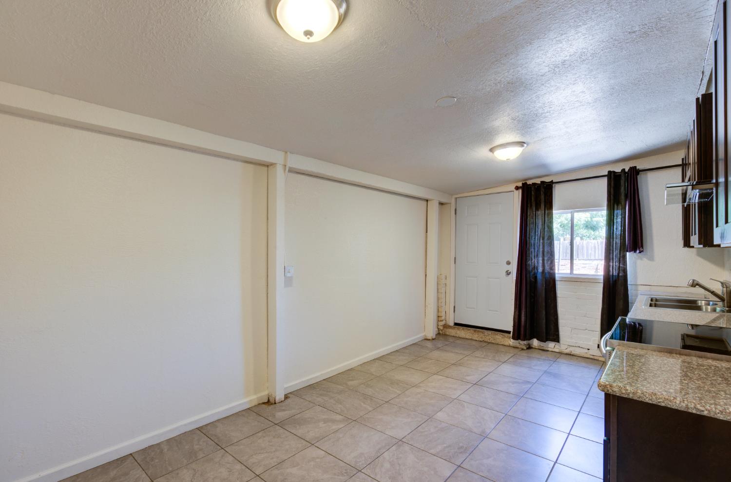 4709 N Palm Ave, Fresno, CA 93704
