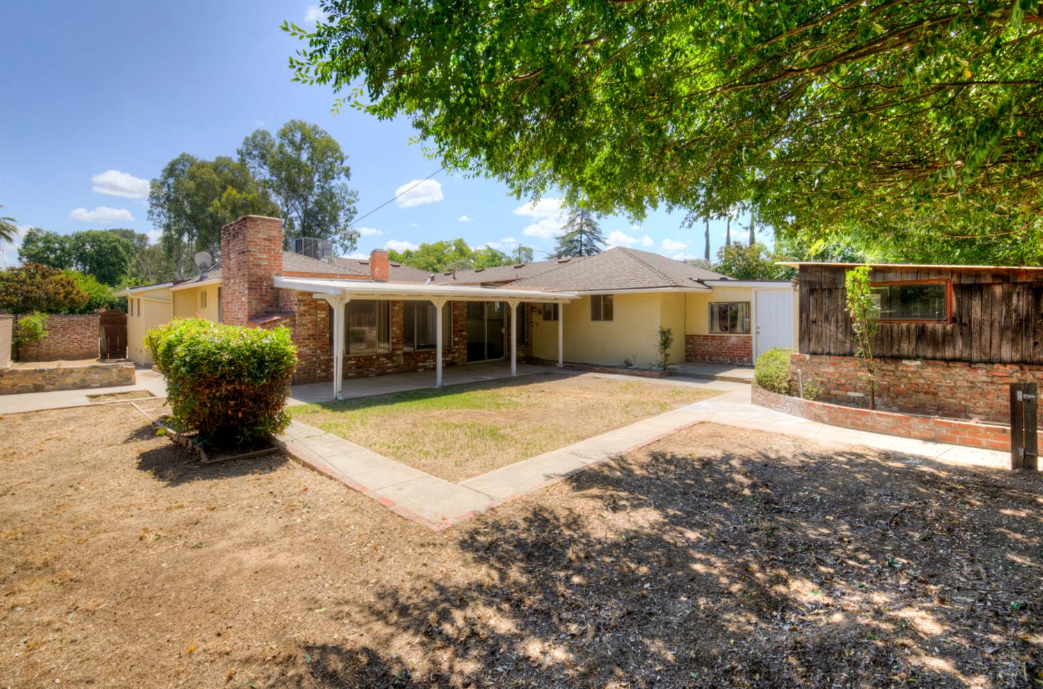 4709 N Palm Ave, Fresno, CA 93704