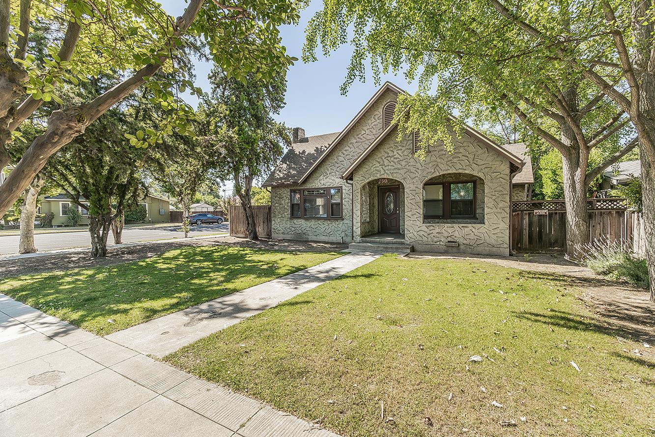 750 E Yale Ave, Fresno, CA 93704