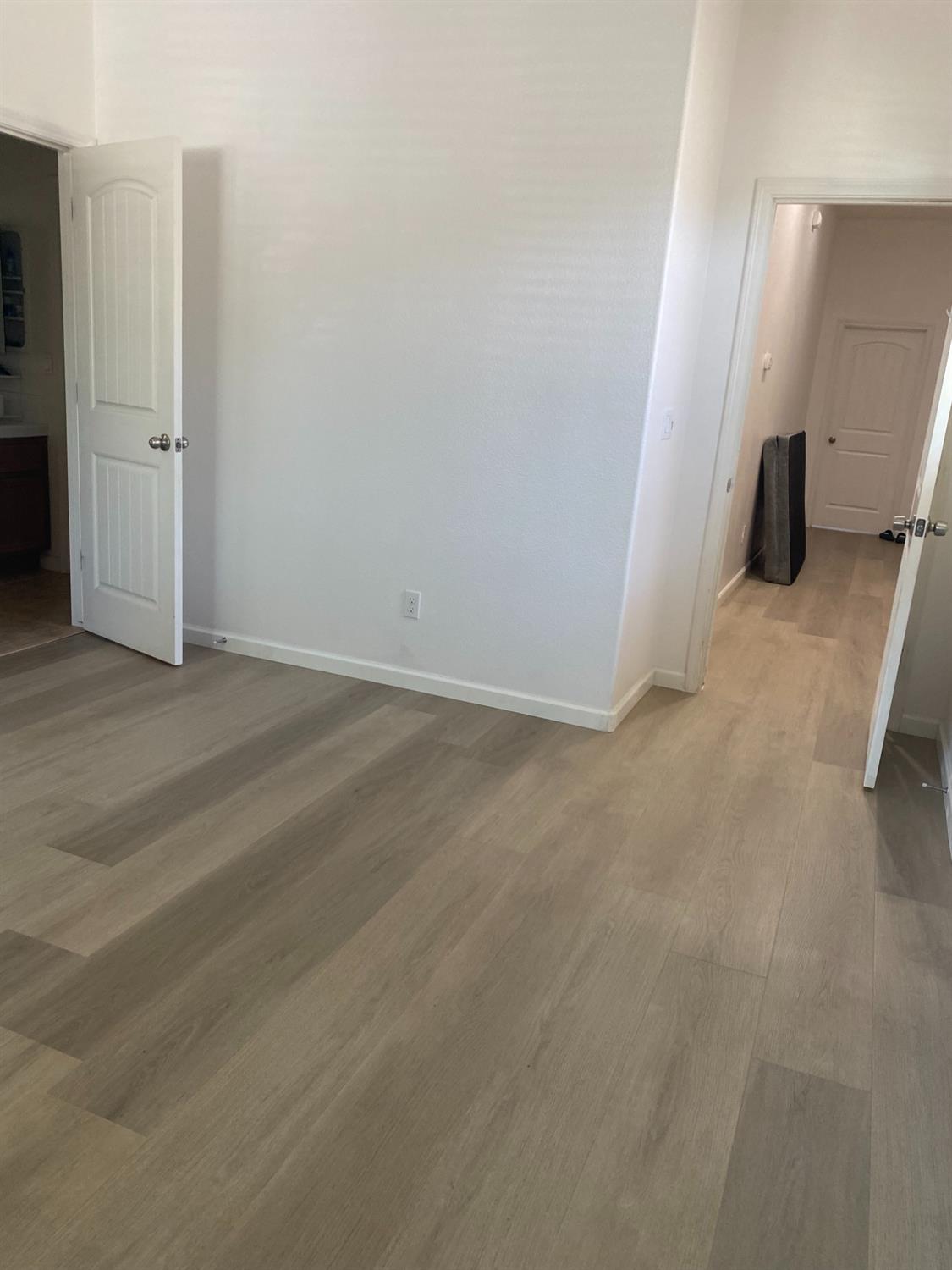 3765 N Pearwood Ave, Fresno, CA 93727