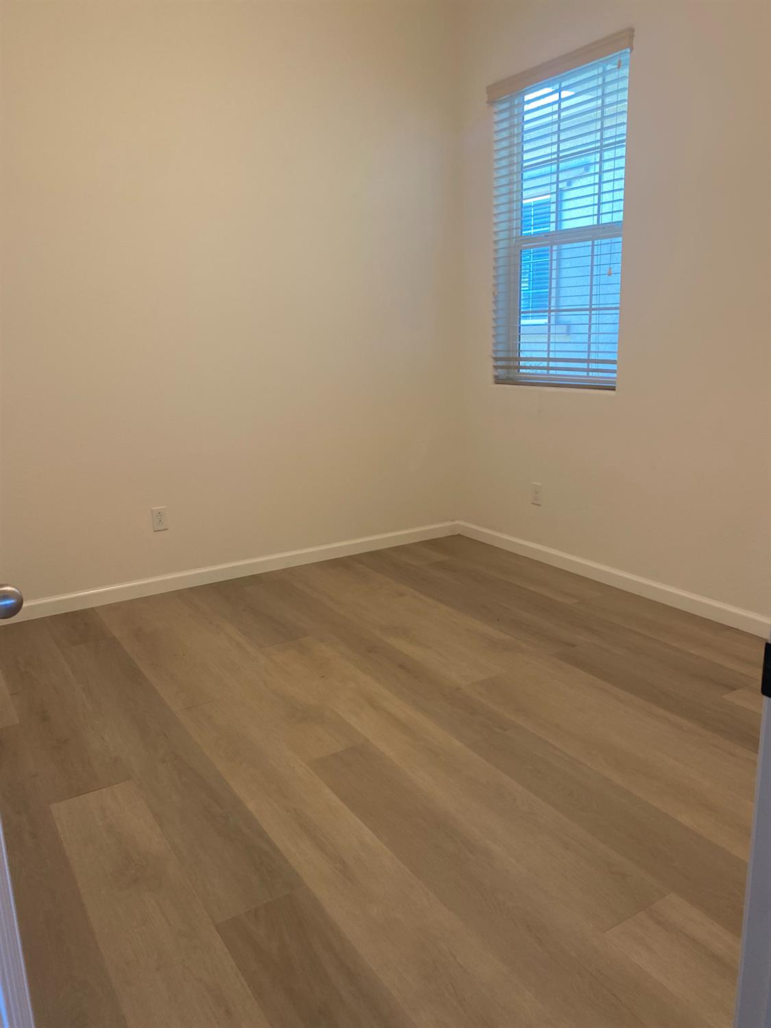 3765 N Pearwood Ave, Fresno, CA 93727